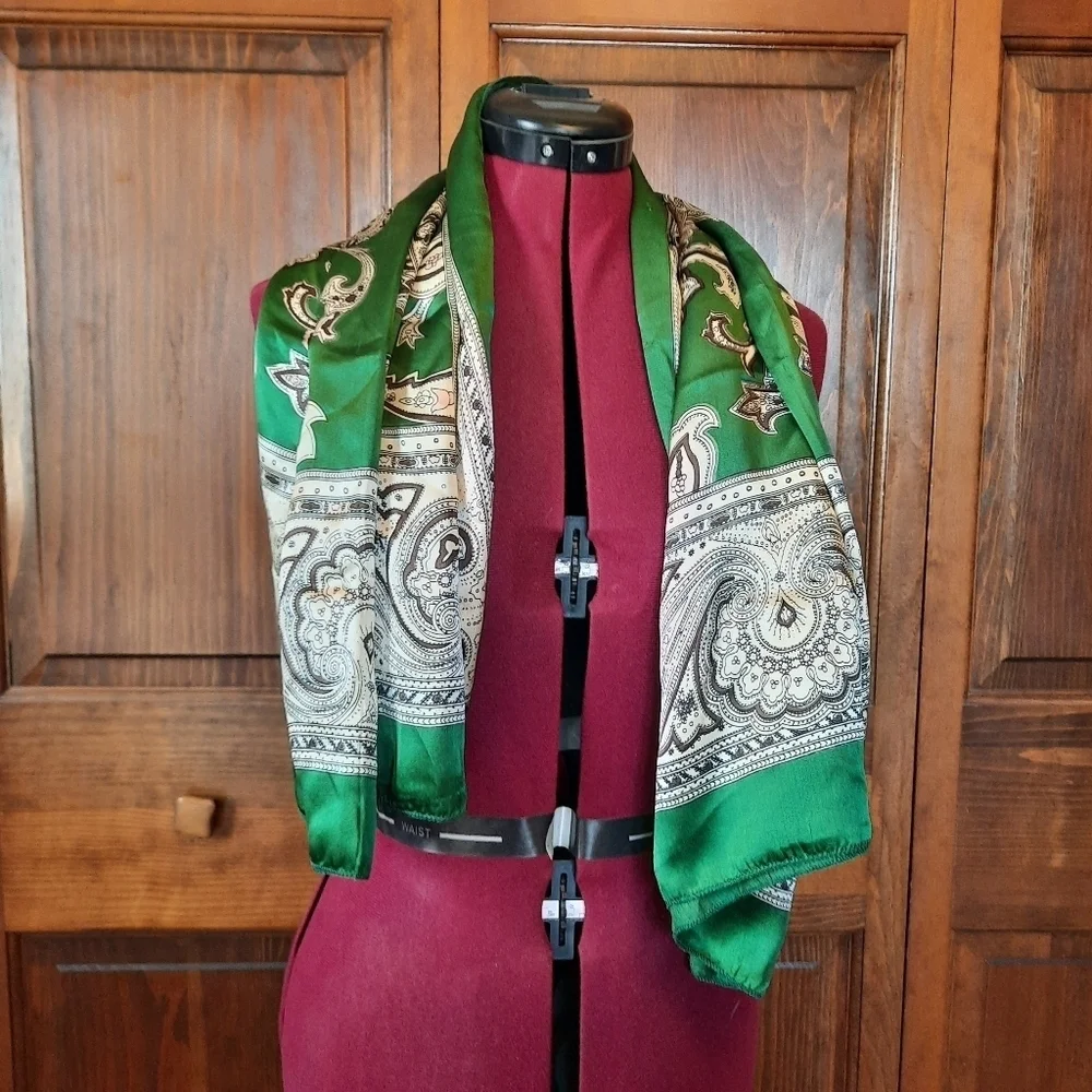 Vintage 100% Thai Silk Dark Green Brown Paisley Print Patterned Scarf